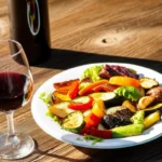 Mesa vinho vegetariano por do sol